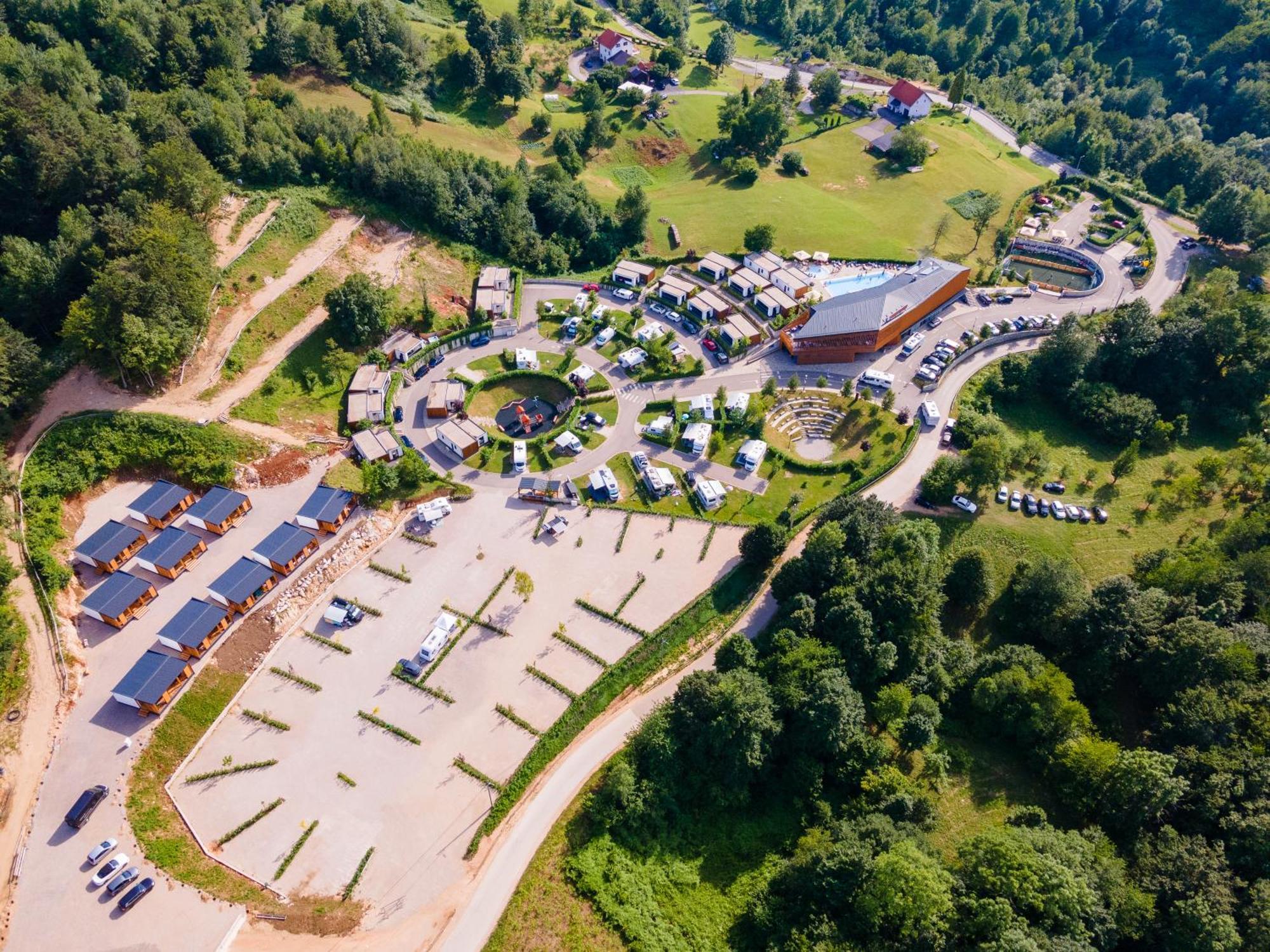Mobile Homes Camping Plitvice Smoljanac Exteriör bild